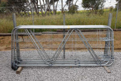 1_Hekke-met-neuswiel