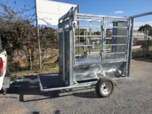 TRAILER FOR CATTLE CRATE