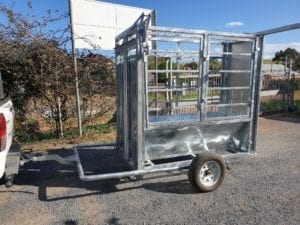 TRAILER FOR CATTLE CRATE